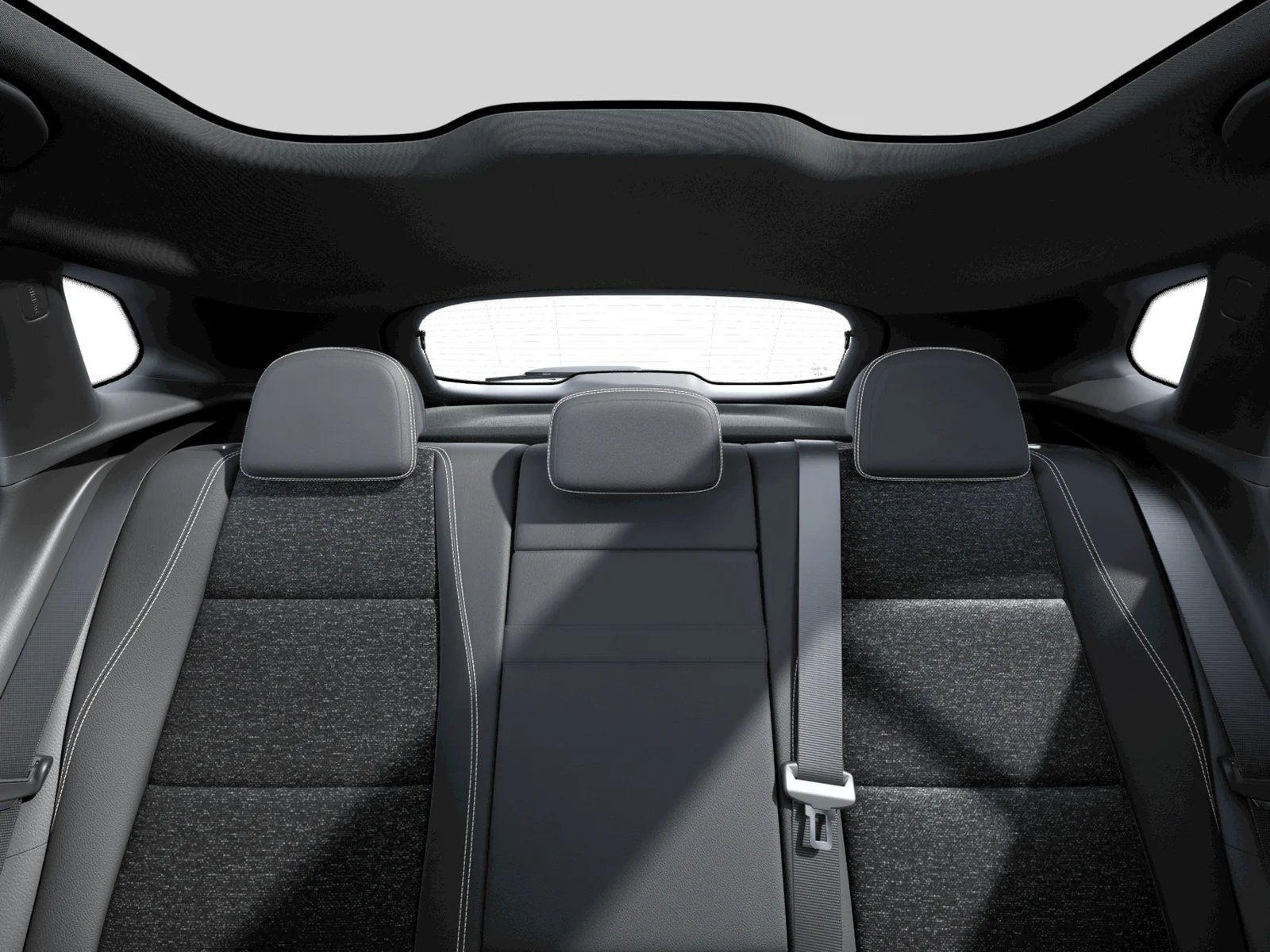 Mercedes-Benz Clase GLA, plazas traseras